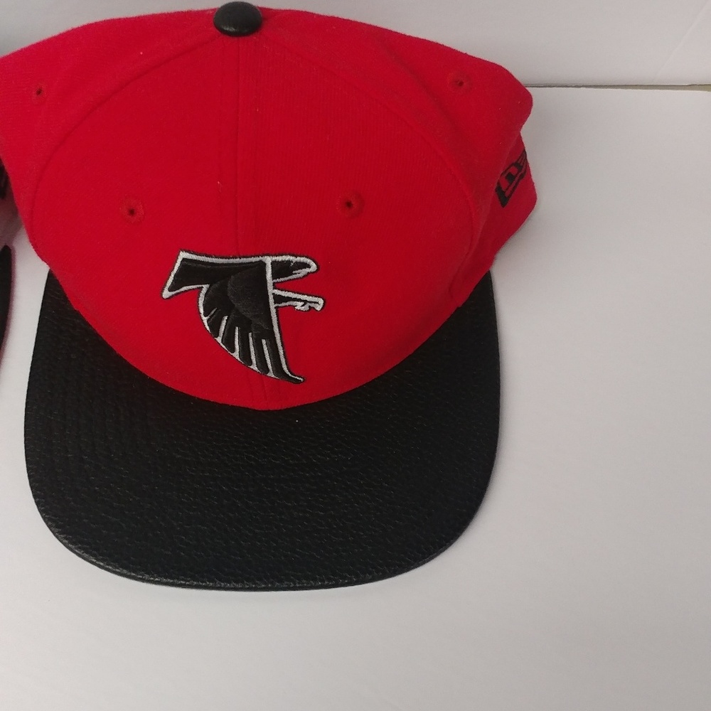 Atlanta falcons throwback logo